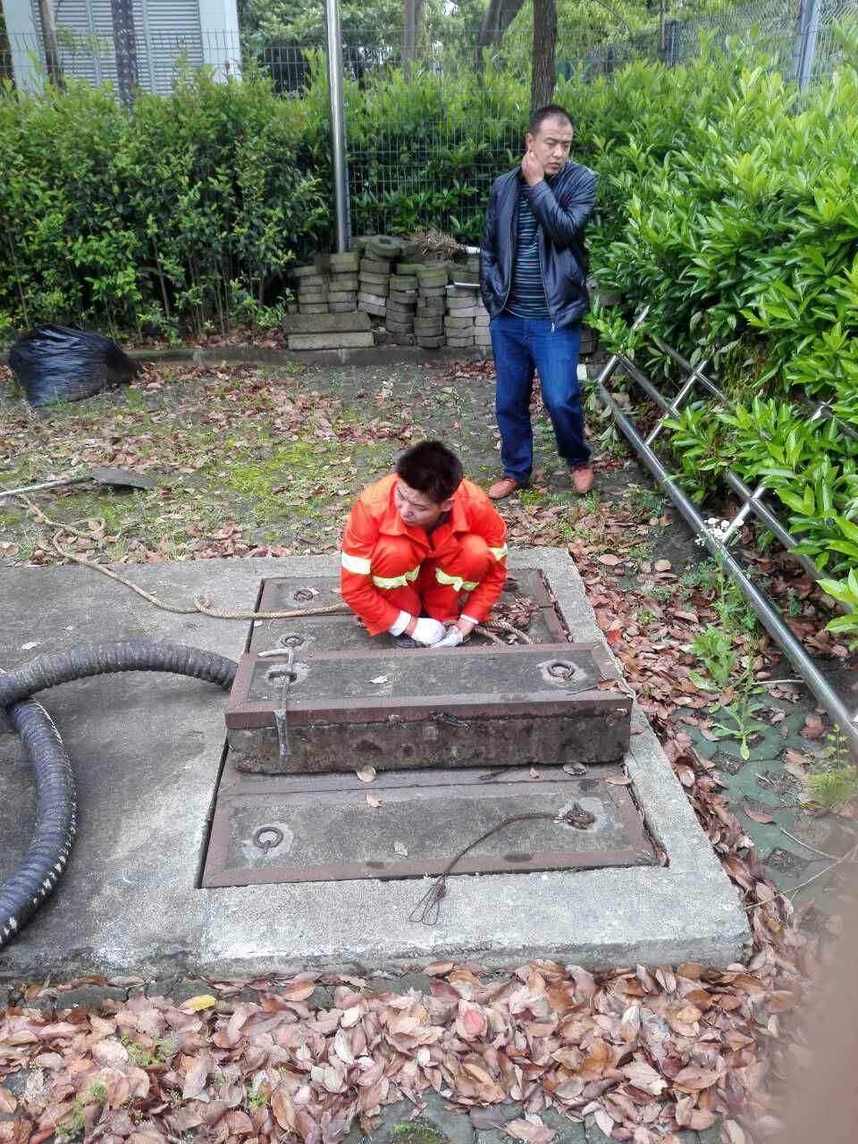 桑日吸污抽粪